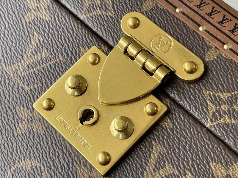 LV MCoffret 39x18x17cm QS-4 (7)