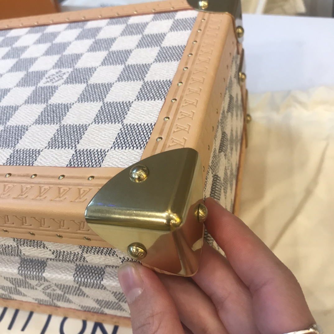 LV case 34x18x11cm QS (2)