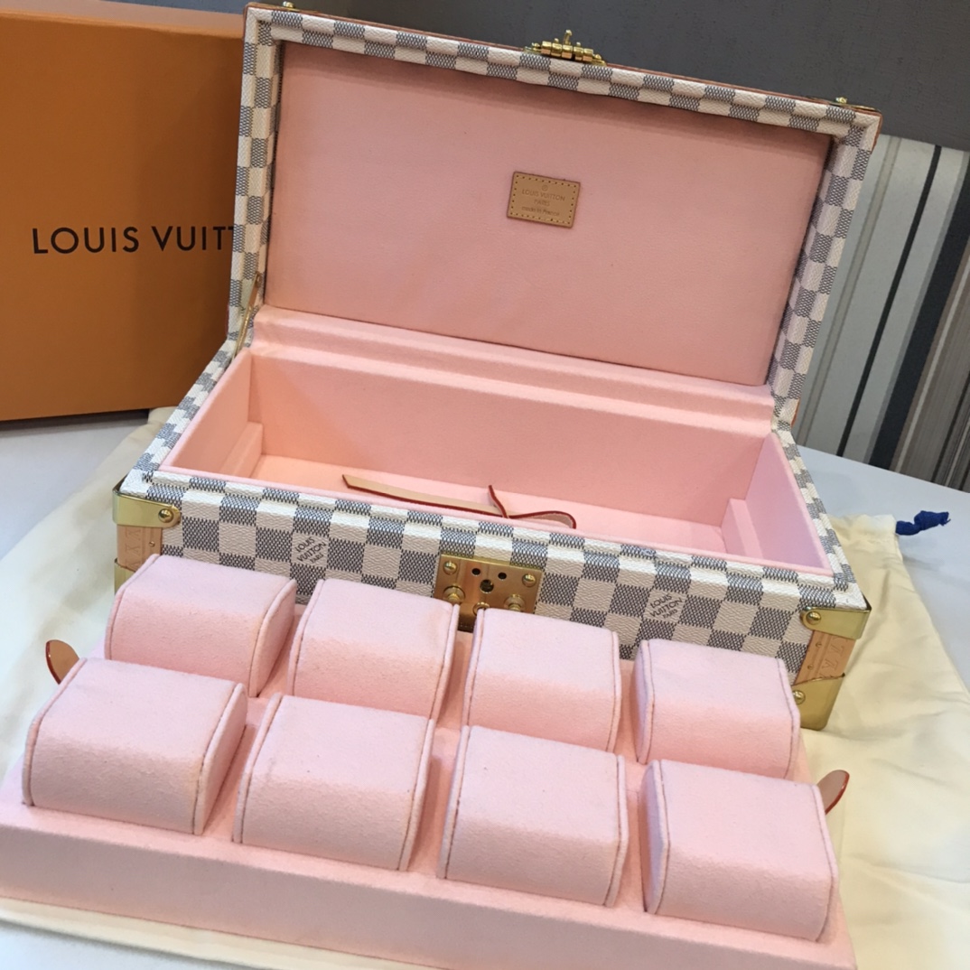 LV case 34x18x11cm QS (3)