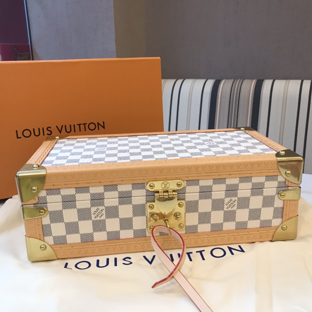 LV case 34x18x11cm QS (6)