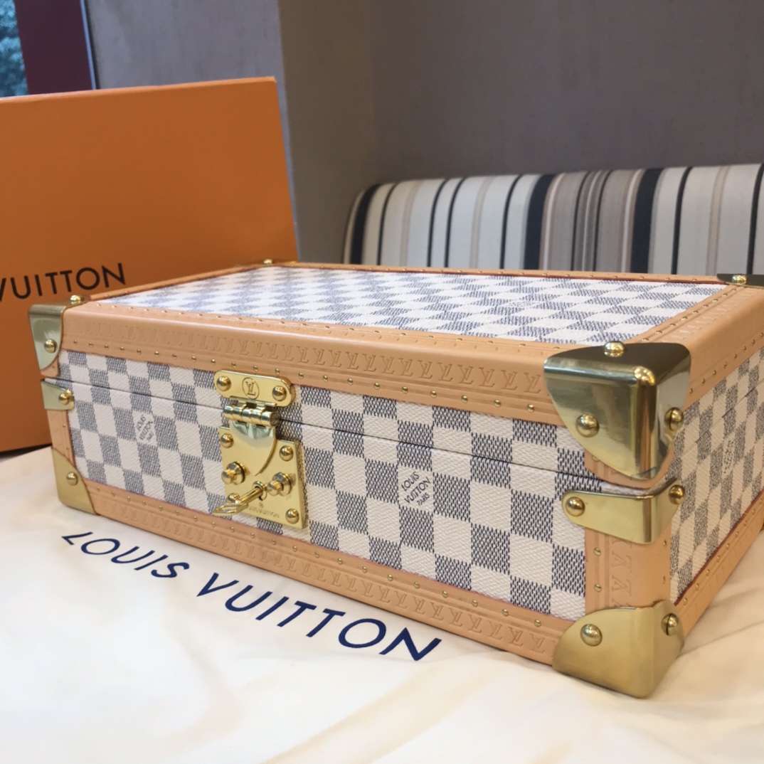 LV case 34x18x11cm QS (9)