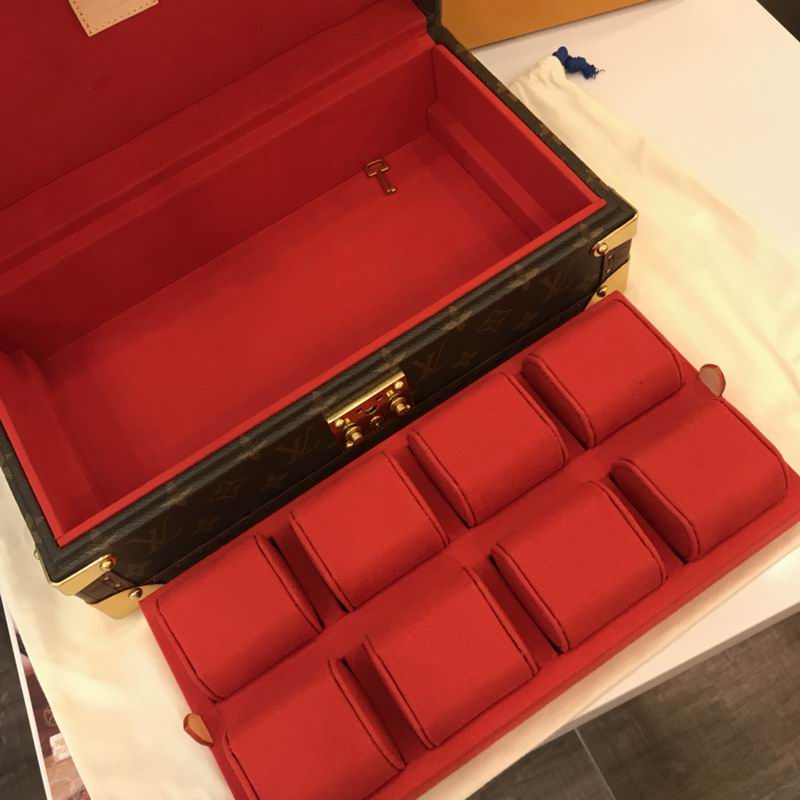 LV case 34x18x11cm QS-5 (7)