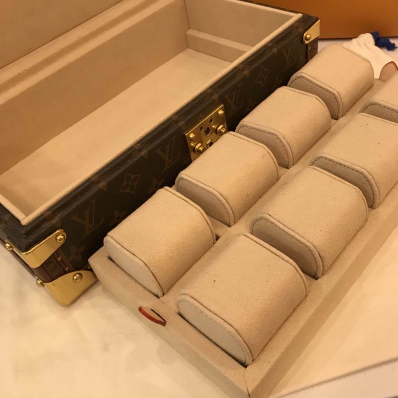 LV case 34x18x11cm QS-6 (2)