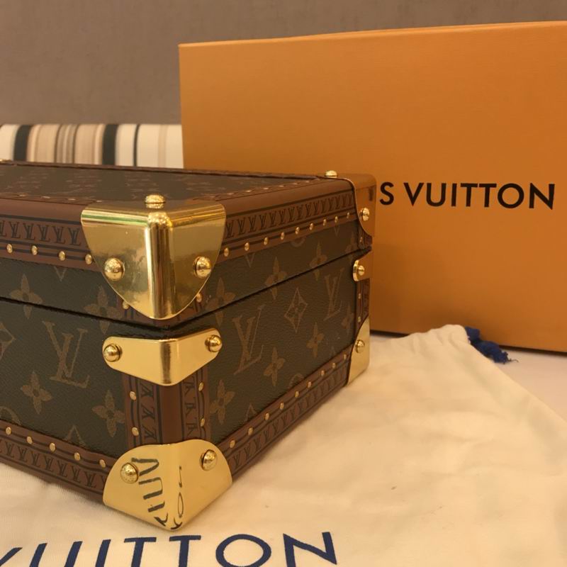 LV case 34x18x11cm QS-6 (4)