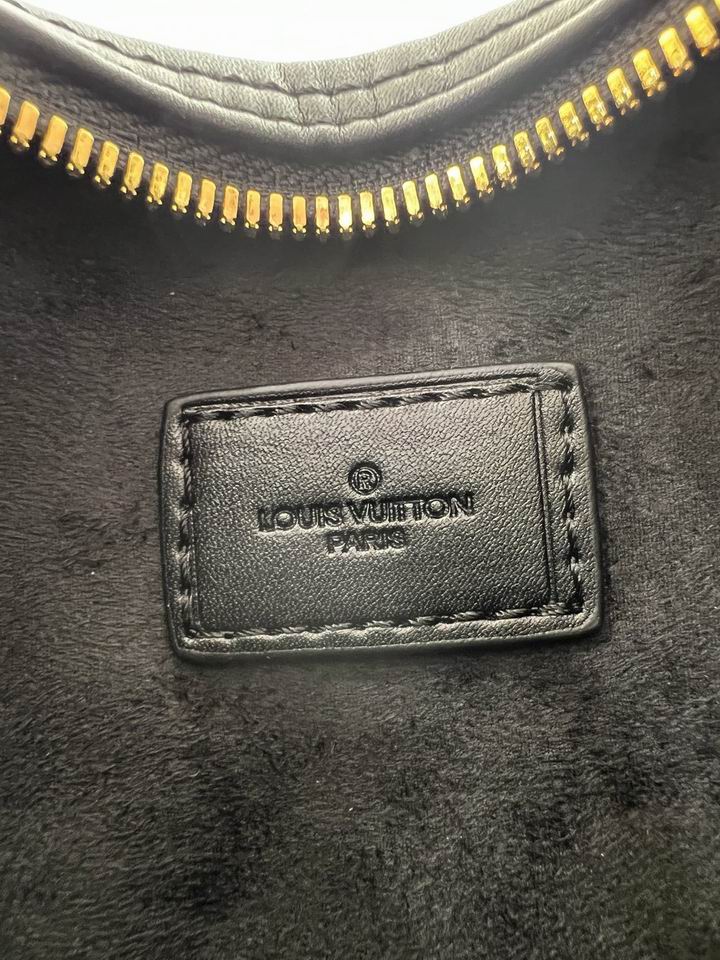 Loop M22591 23x13x6cm ss (26)