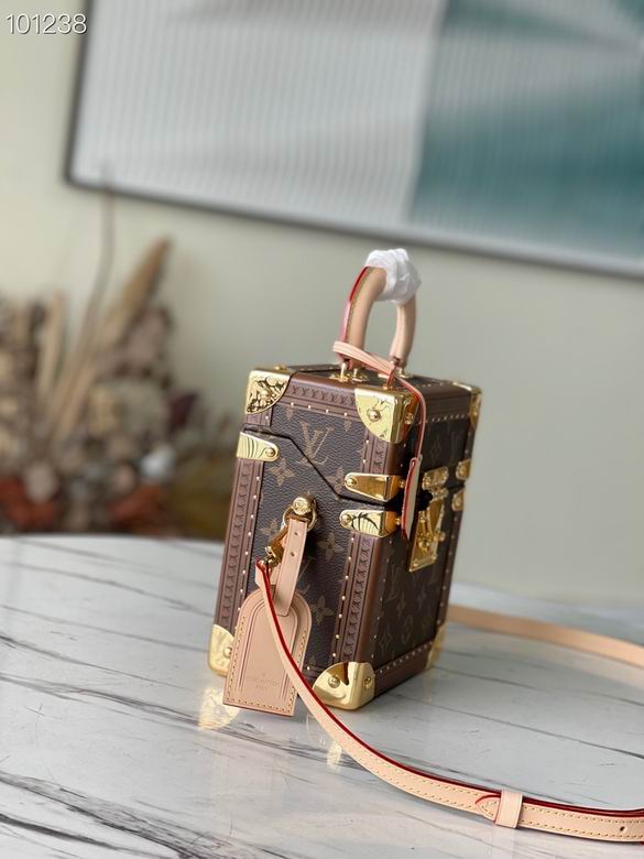 M10079 20X17X10.5cm DN (2)