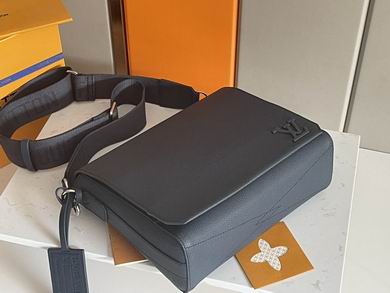 M21363 30.5X24X10cm WP (5)