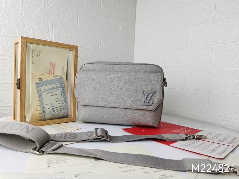 M22482 23.5X18X7cm YG 7 (1)