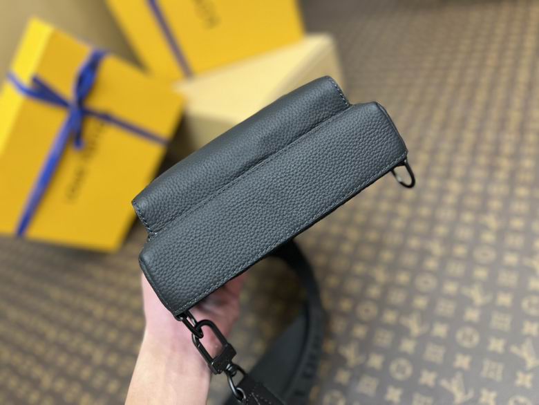 M23736 20X30X4cm XM (4)