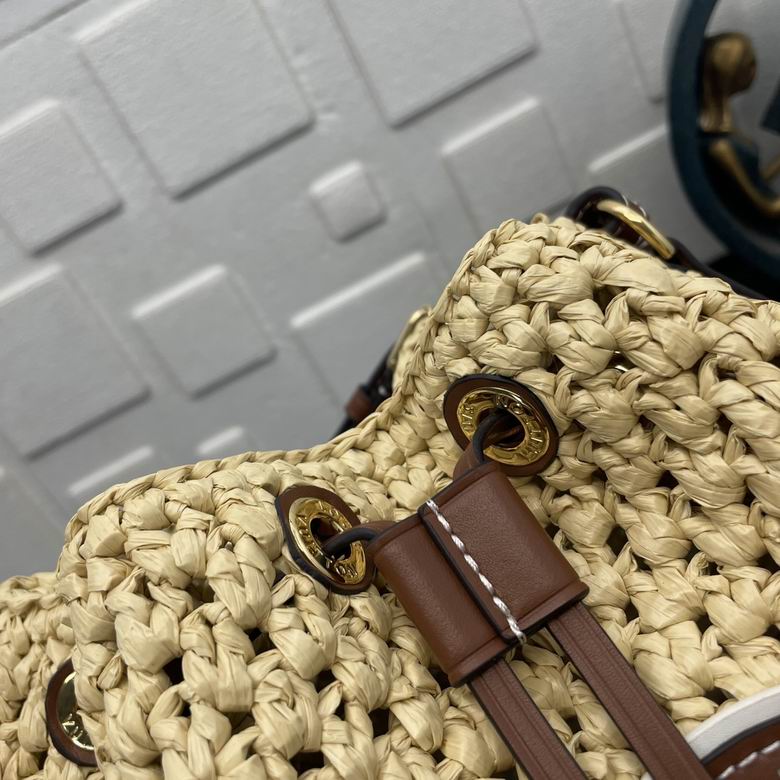 M24722 22X24X15cm YG 4