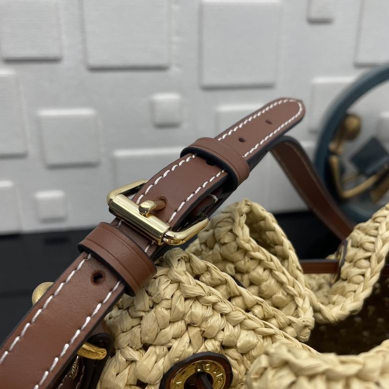 M24722 22X24X15cm YG 6