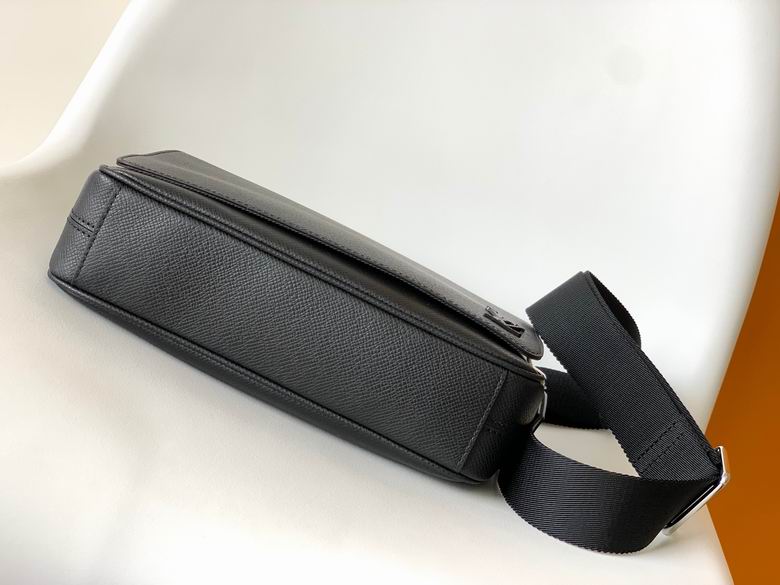 M30850 26X20X7cm WP (4)