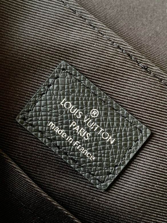 M30850 26X20X7cm WP (9)