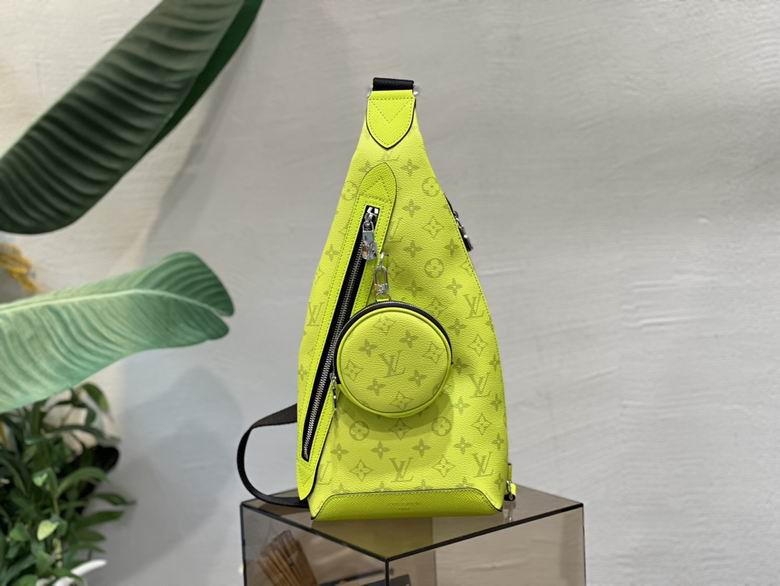 M30936 20X42X6cm XM (1)