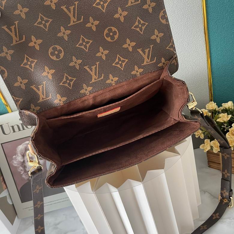 M40780 25X19X9cm XMY 8