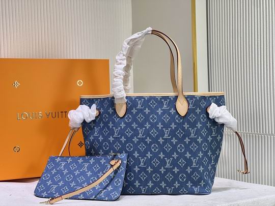 M40995 M32x29x17cm cs (2)