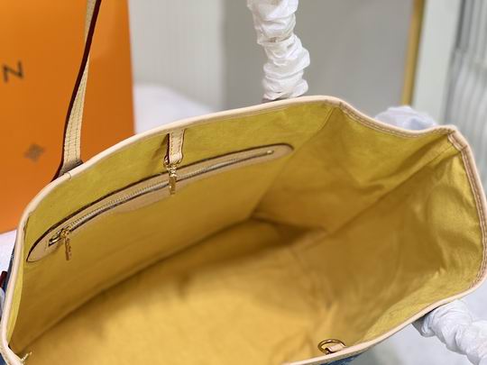 M40995 M32x29x17cm cs (9)