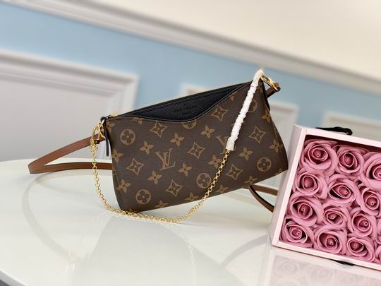 M41639 23x13.5x5.5cm gf (1)