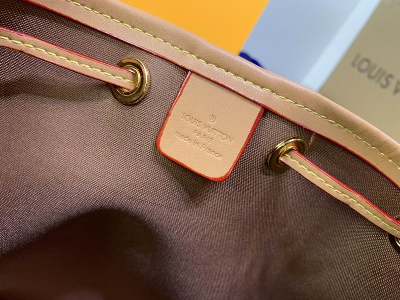 M42224 26x27 cm cs (17)