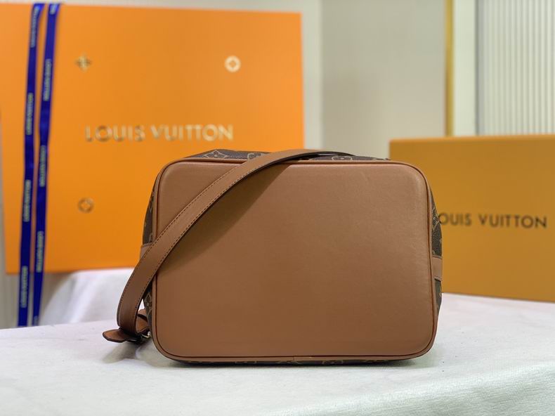 M42224 26x27 cm cs (6)