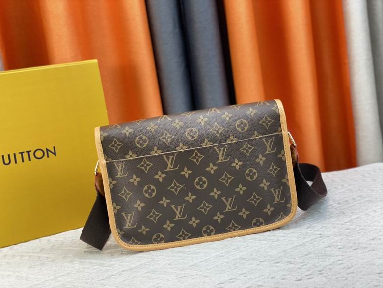 M42247 32X21X8cm XM (4)