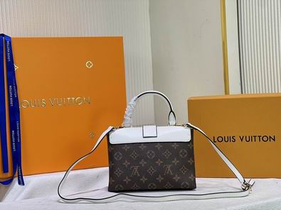 M43577 21x16x8 cm cs (29)