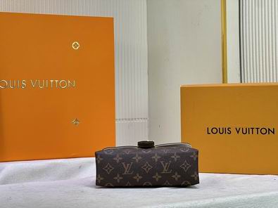 M43577 21x16x8 cm cs (30)