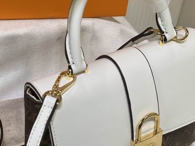 M43577 21x16x8 cm cs (31)