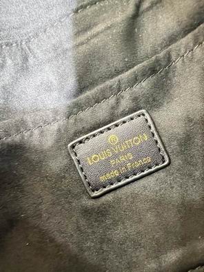 M43577 21x16x8 cm cs (9)