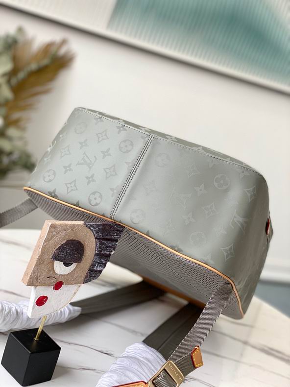 M43882 32x43x13 cm gf (4)