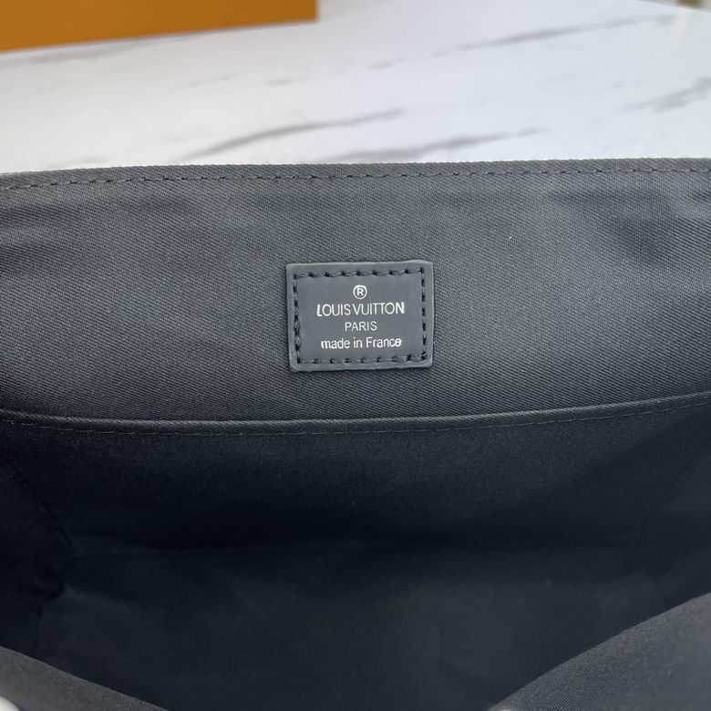 M44000 33X28X8cm XM (9)