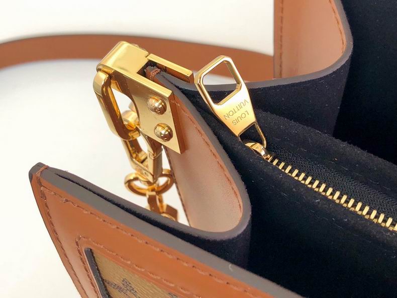 M44391 25x17x10.5 cm gf (5)