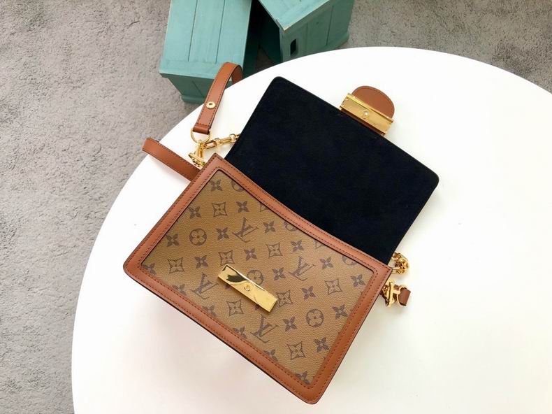 M44391 25x17x10.5 cm gf (6)