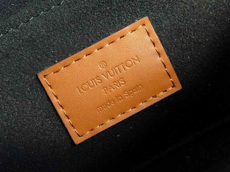 M44391 25x17x10.5 cm gf (8)