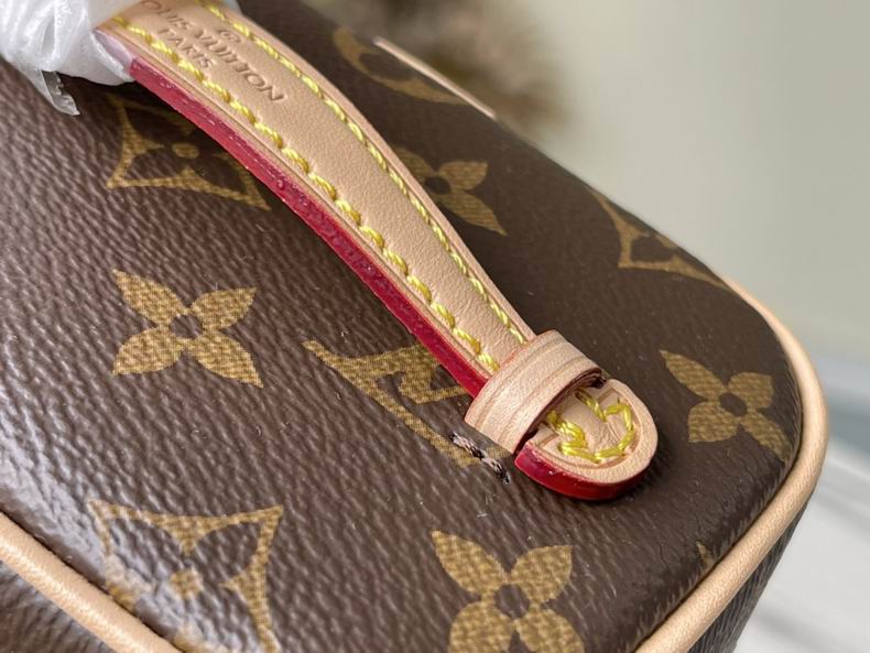 M44496 16x11.5x10 cm gf (7)