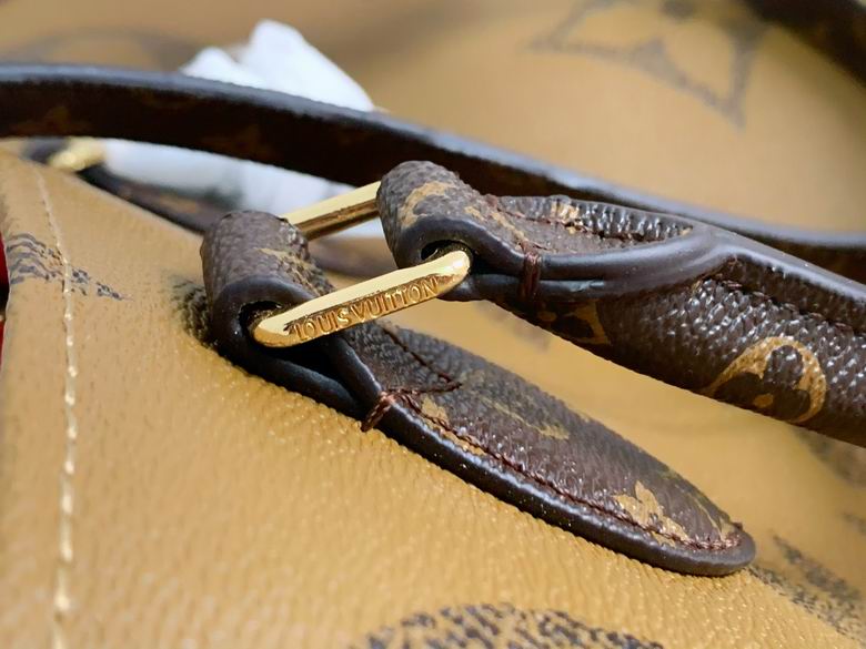 M44571 41X34X19cm XMY 4