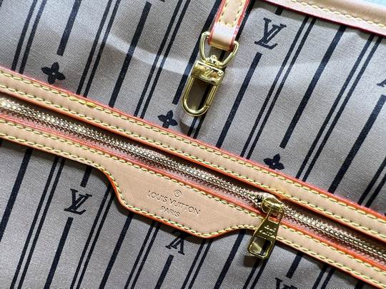 M44945 38x30cm cs (18)