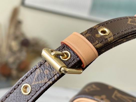 M45266 15x21x5 cm gf (16)