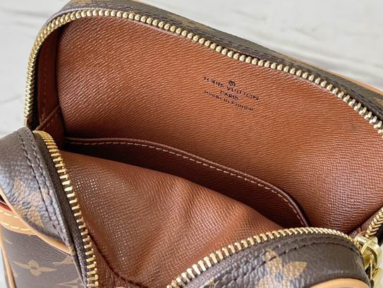 M45266 15x21x5 cm gf (17)