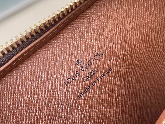 M45266 15x21x5 cm gf (18)