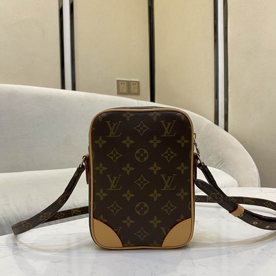 M45266 15x21x5 cm gf (3)