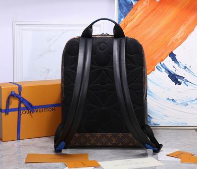 M45867 32X42X15cm WP (3)