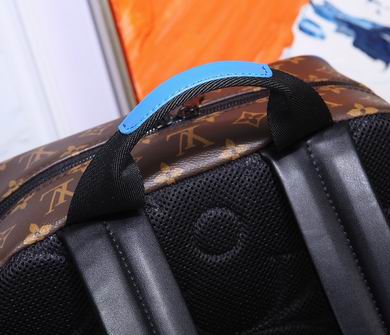 M45867 32X42X15cm WP (5)