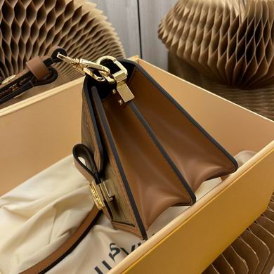 M45959 20X15X9cm XM (4)