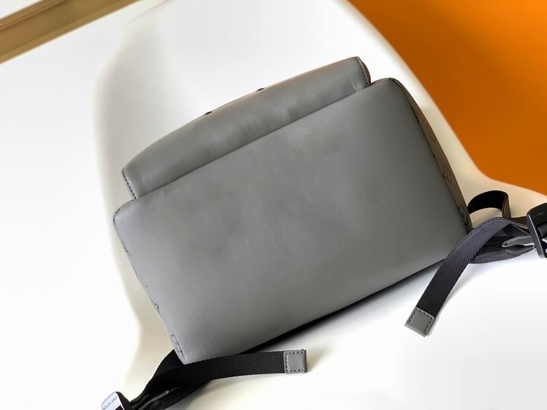 M46105 33X41X18cm WP (4)