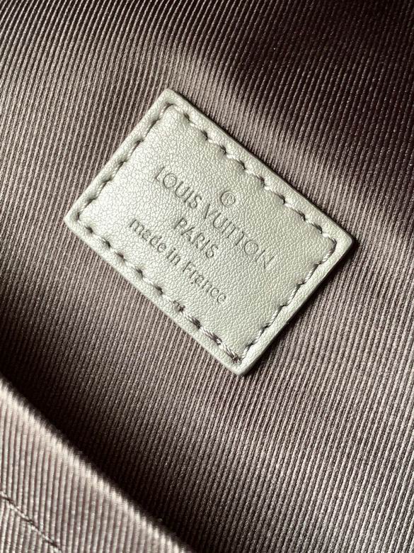 M46105 33X41X18cm WP (9)