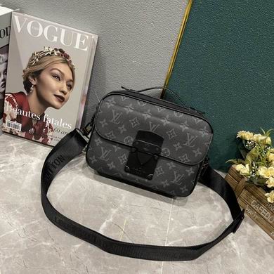 M46246 22X18X8cm YG5 (1)