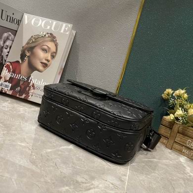 M46246 22X18X8cm YG7 (4)