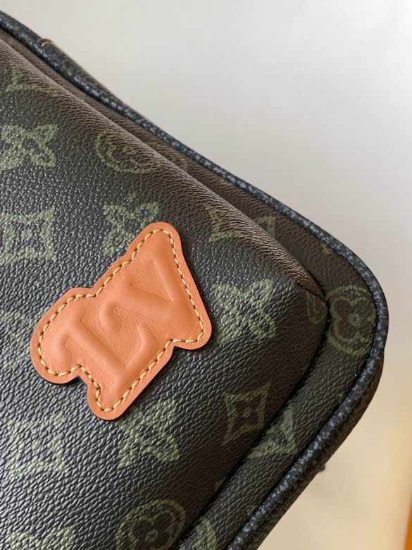 M46344 20X31X10cm WP 4 (5)