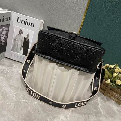 M46388 25X9X15cm YG (5)